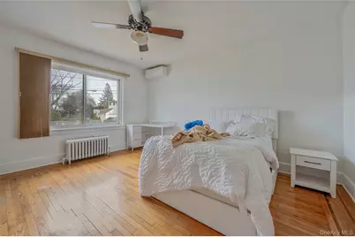 175 Rockaway Parkway, Valley Stream, NY 11580 - Photo 11