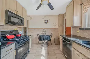 175 Rockaway Pkwy, Valley Stream, NY 11580 - Photo 15