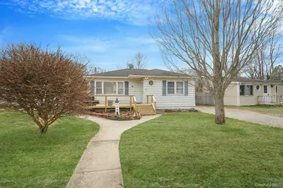 74 Argyle Drive, Shirley, NY 11967 - Photo 3