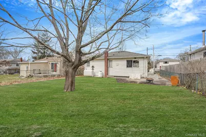 74 Argyle Drive, Shirley, NY 11967 - Photo 17