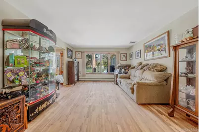 365 Clay Pitts Road, East Northport, NY 11731 - Photo 7