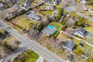 365 Clay Pitts Rd, East Northport, NY 11731 - Photo 39