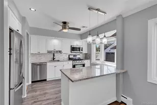 19 Gardenia Dr, Commack, NY 11725 - Photo 5