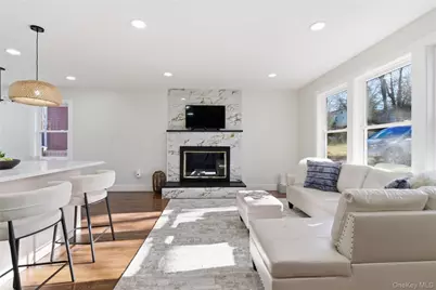 18 Maple Place, Huntington, NY 11743 - Photo 3