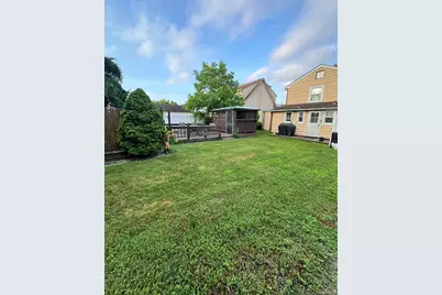 318 Felter Avenue, Hewlett, NY 11557 - Photo 3