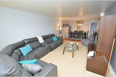 1 Vincent Road #6B, Bronxville, NY 10708 - Photo 5