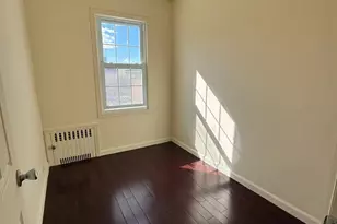 52-16 69th Pl, Maspeth, NY 11378 - Photo 11