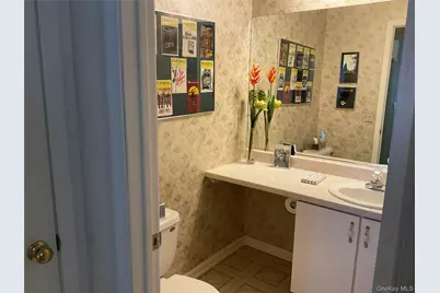 17 Tall Tree Lane, Poughkeepsie, NY 12601 - Photo 13