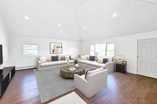 37 Lancaster Pl, Hempstead, NY 11550 - Photo 15