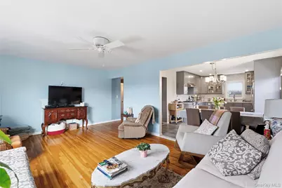 115 Winfred Avenue, Yonkers, NY 10704 - Photo 13