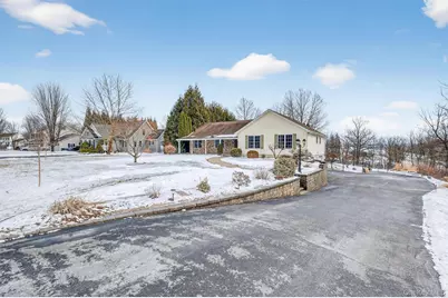 16 Carol Anns Way, Saugerties, NY 12477 - Photo 3