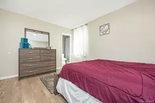 260 New Hampshire Ave, Bay Shore, NY 11706 - Photo 15