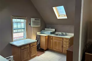 21 Wellington Pl, Amityville, NY 11701 - Photo 21