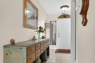 285 Carriage House Dr, Jericho, NY 11753 - Photo 5