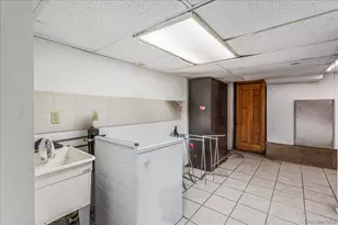 73-51 70th St, Glendale, NY 11385 - Photo 17