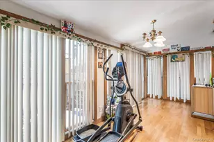 73-51 70th St, Glendale, NY 11385 - Photo 5