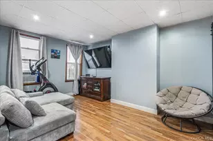 73-51 70th St, Glendale, NY 11385 - Photo 23