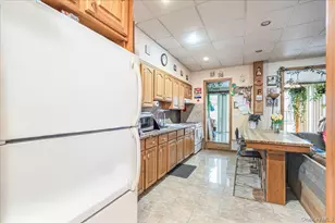 73-51 70th St, Glendale, NY 11385 - Photo 3