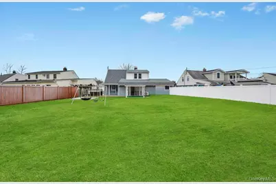 63 Blacksmith Road, Levittown, NY 11756 - Photo 3