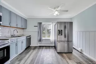 63 Blacksmith Rd, Levittown, NY 11756 - Photo 9