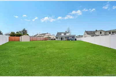 63 Blacksmith Road, Levittown, NY 11756 - Photo 25