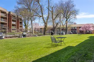 400 Fulton St, Farmingdale, NY 11735 - Photo 17