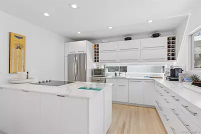 8 Ocean Lane, Amagansett, NY 11930 - Photo 13