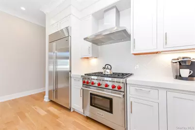 601 Grist Mill Circle #601, Roslyn, NY 11576 - Photo 11