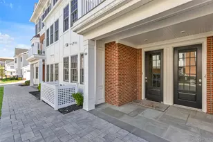 601 Grist Mill Cir, Roslyn, NY 11576 - Photo 29