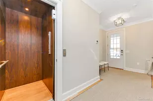 601 Grist Mill Cir, Roslyn, NY 11576 - Photo 3