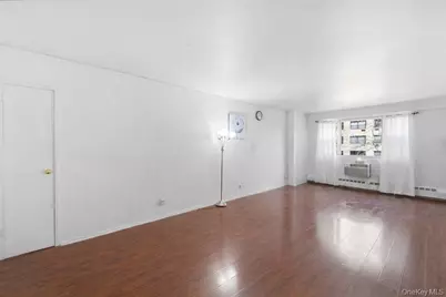 52-40 39th Drive #2B, Woodside, NY 11377 - Photo 5