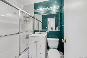 505 Central Ave, White Plains, NY 10606 - Photo 9