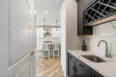 157 Walnut Street, Massapequa Park, NY 11762 - Photo 7