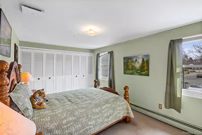 8 Sharpsburg Court, Coram, NY 11727 - Photo 23