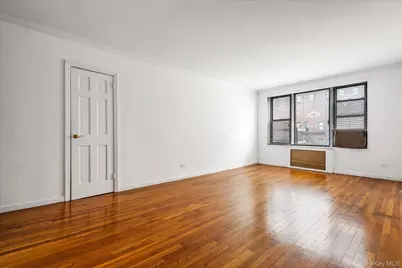 400 W 58th Street #5G, New York, NY 10019 - Photo 5