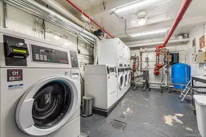 400 W 58th Street #5G, New York, NY 10019 - Photo 15