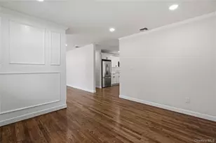 75 Hawthorne Rd, Kings Park, NY 11754 - Photo 7