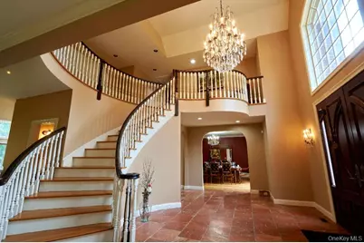 637 S Mountain Road, New City, NY 10956 - Photo 7