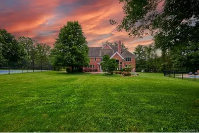 637 S Mountain Road, New City, NY 10956 - Photo 3