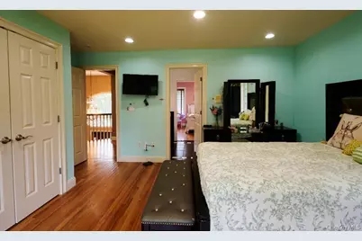 637 S Mountain Road, New City, NY 10956 - Photo 31