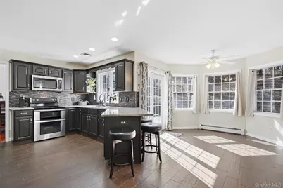 32 Robinson Lane, Wappingers Falls, NY 12590 - Photo 13