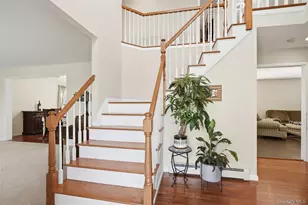 32 Robinson Ln, Wappingers Falls, NY 12590 - Photo 13