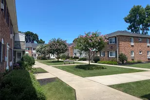 344 Dawson Ln, Jericho, NY 11753 - Photo 3