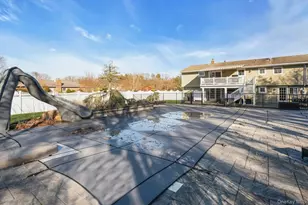 108 Hayrick Ln, Commack, NY 11725 - Photo 49