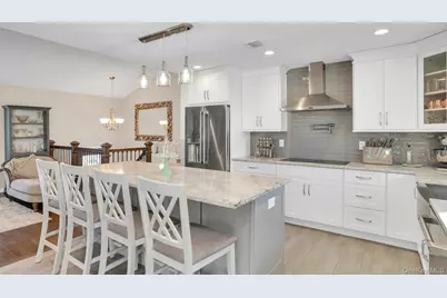 108 Hayrick Lane, Commack, NY 11725 - Photo 13