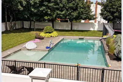 108 Hayrick Lane, Commack, NY 11725 - Photo 39