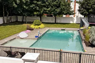 108 Hayrick Ln, Commack, NY 11725 - Photo 39