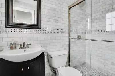 108 Hayrick Lane, Commack, NY 11725 - Photo 37