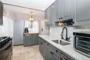 25 Barker St, Mount Kisco, NY 10549 - Photo 5