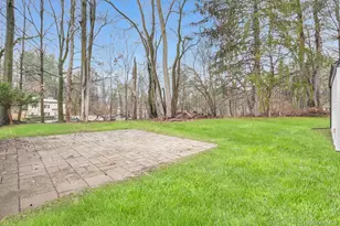 5 Sherwood Pl, Hyde Park, NY 12538 - Photo 23